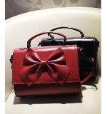 มาใหม่ พร้อมส่ง กระเป๋า Luluhouse รุ่น L118-02blaR14R  กระเป๋าสวยเกาหลี มี 2 สีให้เลือก ดีไซน์สวย